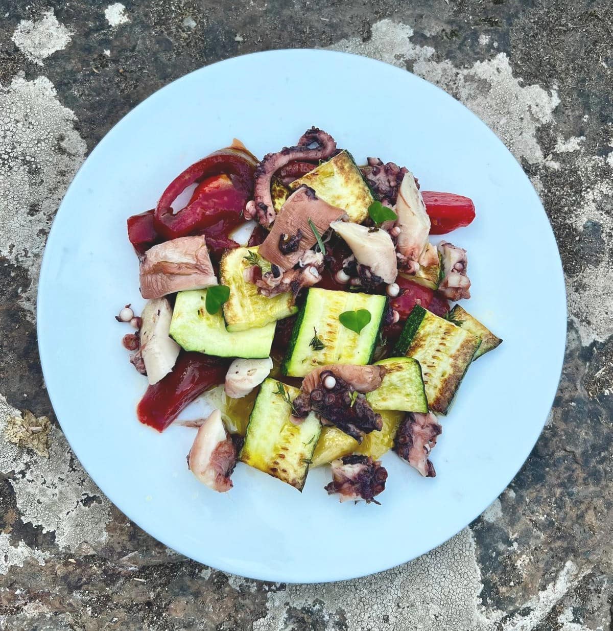 Salade de poulpe aux herbes